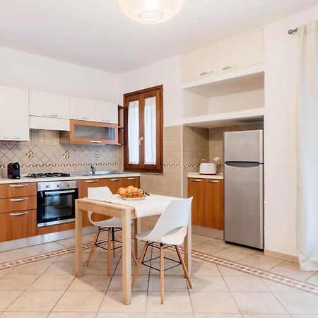 Sunway Luxury Apartments 2 Альгеро Екстер'єр фото