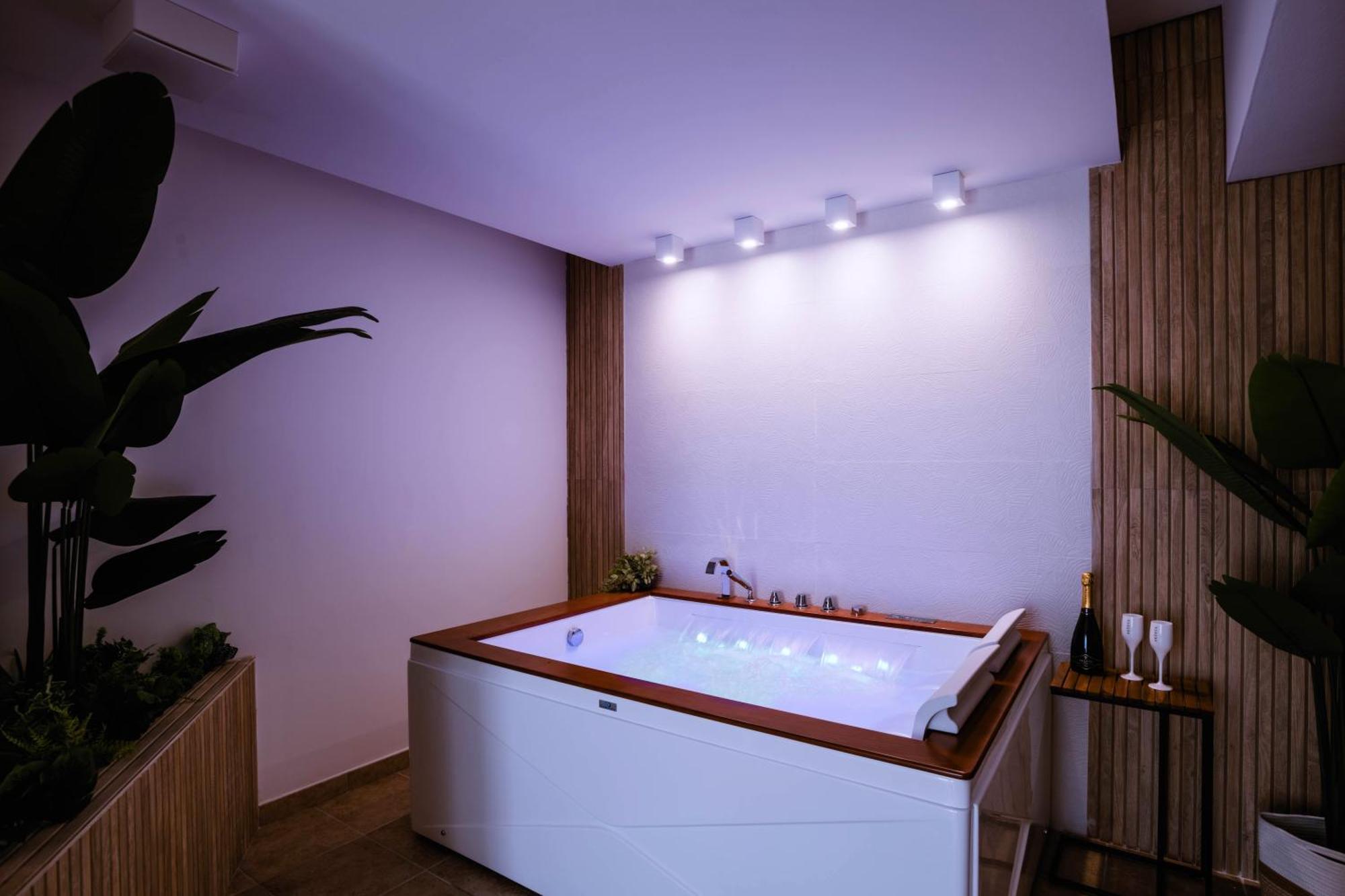 Sunway Luxury Apartments 2 Альгеро Екстер'єр фото